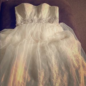 Wedding dress